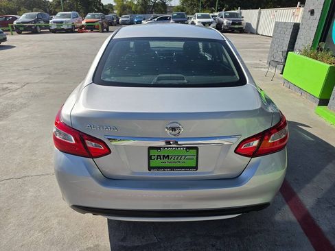 Used 2016 Nissan Altima 2.5 S w/ Power Driver Seat Package FWD image 13