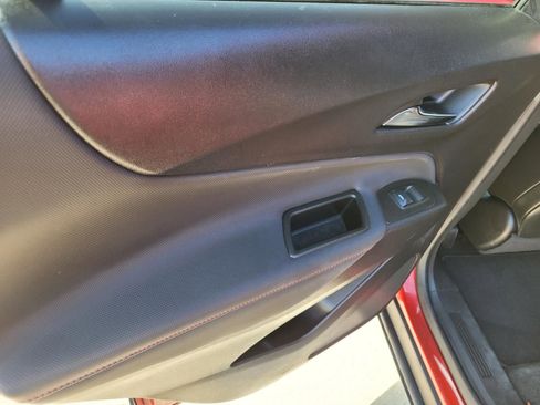 Used 2023 Chevrolet Equinox RS w/ RS Leather Package FWD image 18