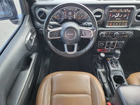 Used 2023 Jeep Wrangler Unlimited Rubicon w/ Steel Bumper Group AWD/4WD image 14