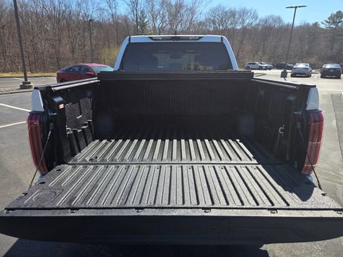 Used 2026 Toyota Tundra Limited AWD/4WD image 25