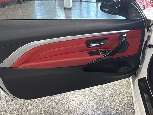 Used 2019 BMW 430i Coupe w/ M Sport Package RWD image 23