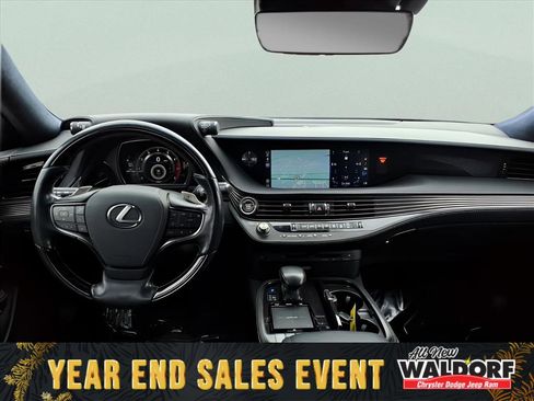 Used 2018 Lexus LS 500 w/ Luxury Package image 12