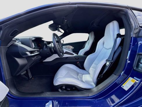 Used 2025 Chevrolet Corvette Stingray Preferred Cpe w/ Battery Protection Package RWD image 5