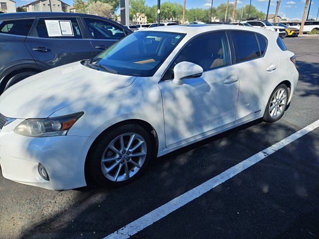 Used 2012 Lexus CT 200h Premium w/ Premium Audio Pkg FWD image 4