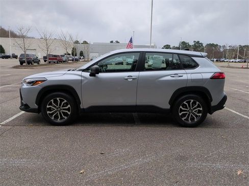 Used 2025 Toyota Corolla Cross AWD Hybrid image 7