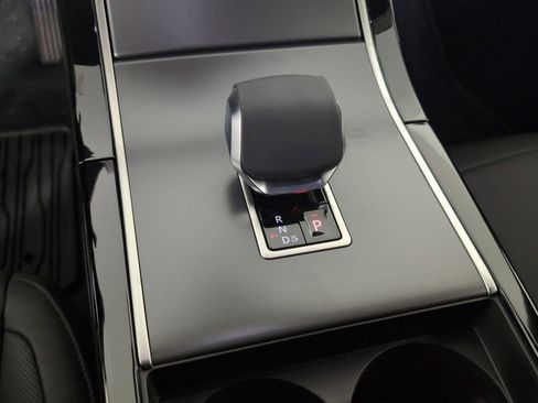 Certified 2026 Land Rover Range Rover Evoque S AWD/4WD image 17