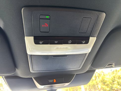 Used 2025 Nissan Pathfinder Rock Creek image 32