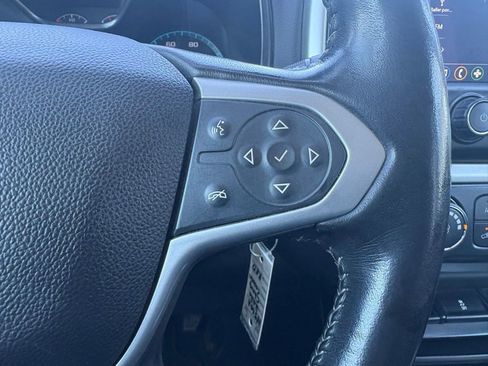Used 2020 Chevrolet Colorado LT AWD/4WD image 11