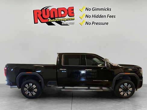 Used 2024 GMC Sierra 3500 Denali w/ Denali Reserve Package AWD/4WD image 10