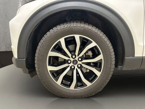 Certified 2022 Ford Explorer ST-Line AWD/4WD image 25