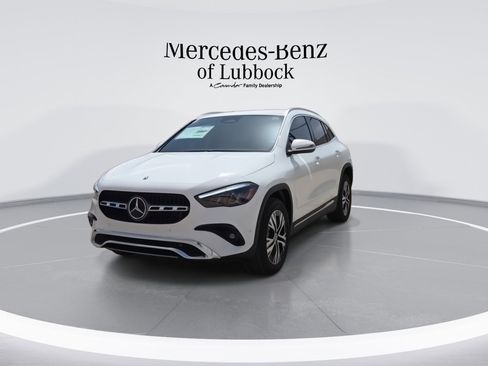 New 2025 Mercedes-Benz GLA 250 image 3