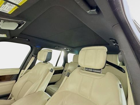 Used 2022 Land Rover Range Rover Westminster Edition image 14