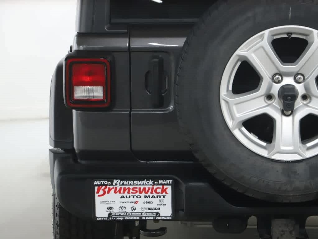 Used 2021 Jeep Wrangler Unlimited Sport AWD/4WD image 42