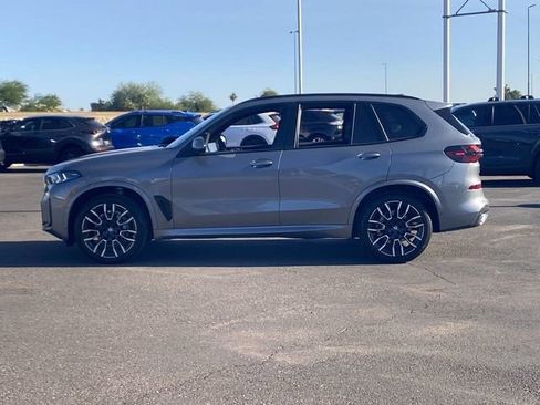Used 2026 BMW X5 sDrive40i w/ M Sport Package RWD image 9