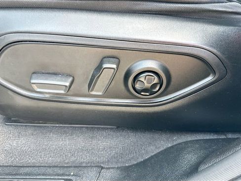 Used 2022 Jeep Grand Cherokee L Limited image 36