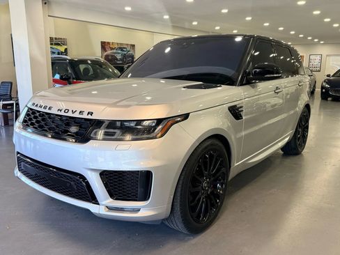Used 2019 Land Rover Range Rover Sport HSE Dynamic image 3