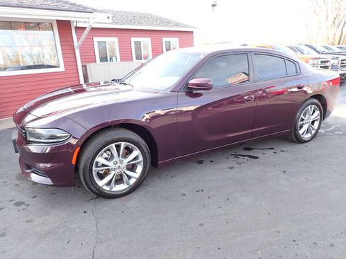 Used 2022 Dodge Charger SXT w/ Cold Weather Package image 3