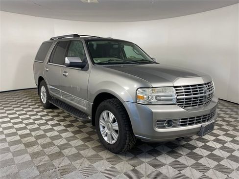 Used 2008 Lincoln Navigator 4WD image 24