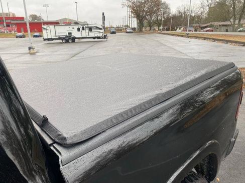 Used 2019 RAM 1500 Laramie image 9