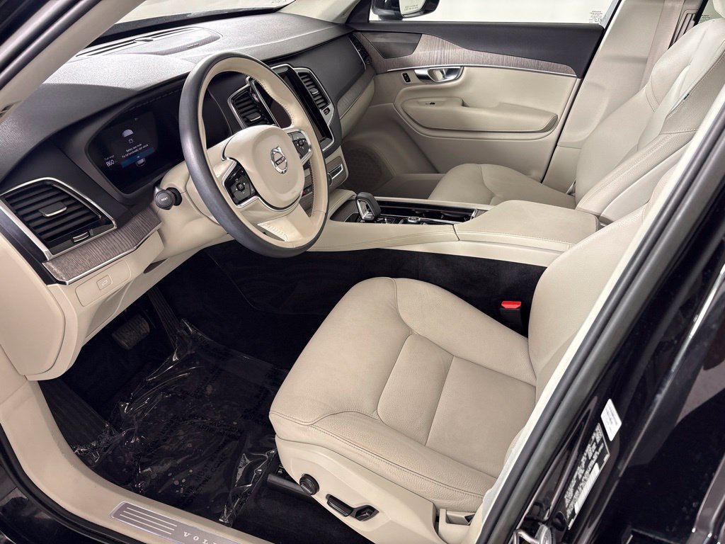 Used 2023 Volvo XC90 B6 Plus w/ Protection Package Premier AWD/4WD image 31