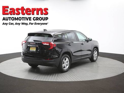Used 2024 GMC Terrain SLE FWD image 40