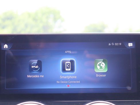 Used 2023 Mercedes-Benz GLB 250 4MATIC w/ Premium Package image 35