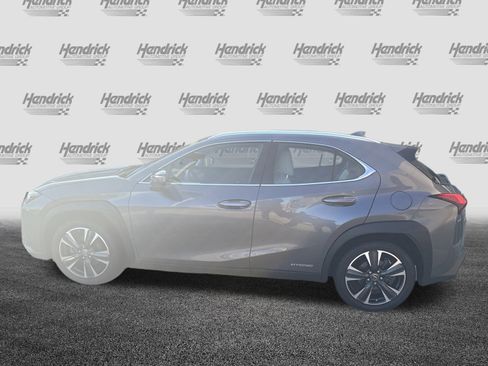 Used 2019 Lexus UX 250h image 7