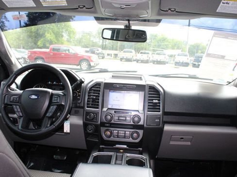 Used 2016 Ford F150 XLT w/ Equipment Group 302A Luxury image 12