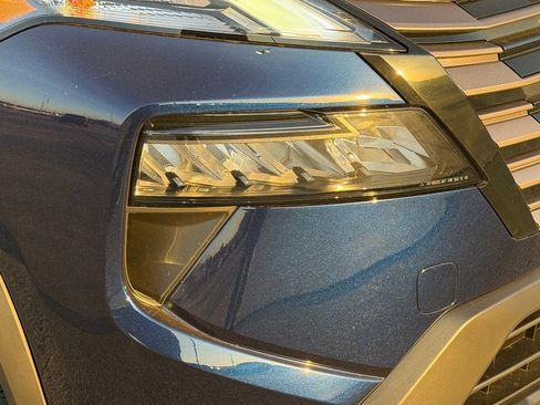 New 2026 Nissan Rogue SV image 5