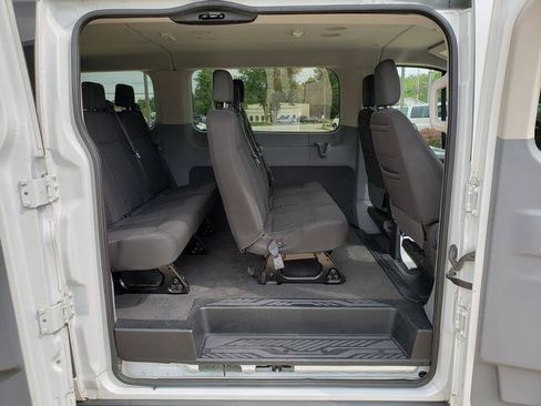 Used 2018 Ford Transit 150 XL RWD image 12
