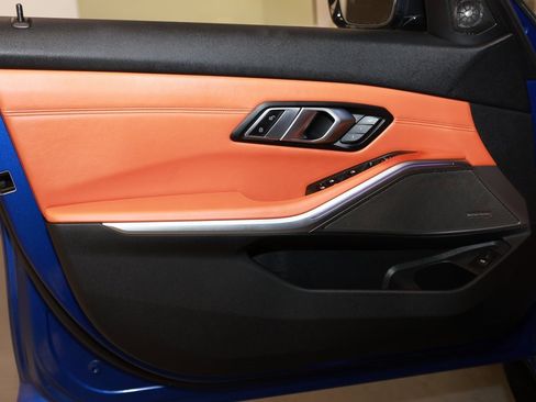 Used 2021 BMW M3 Competition image 22