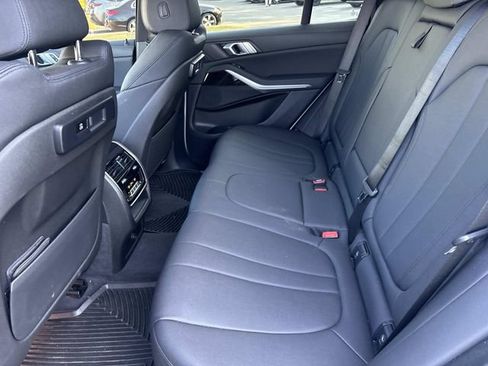 Used 2020 BMW X5 xDrive40i w/ Convenience Package AWD/4WD image 12