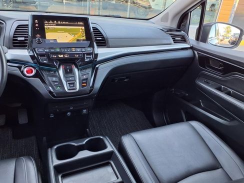 Certified 2023 Honda Odyssey Touring image 16