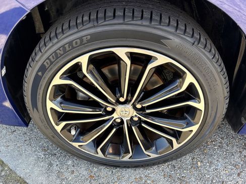 Used 2014 Toyota Corolla S image 10