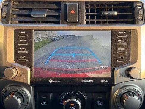Certified 2020 Toyota 4Runner SR5 Premium AWD/4WD image 99