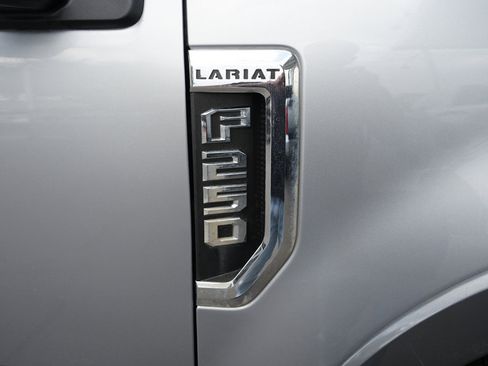 Used 2022 Ford F250 Lariat w/ FX4 Off-Road Package image 26