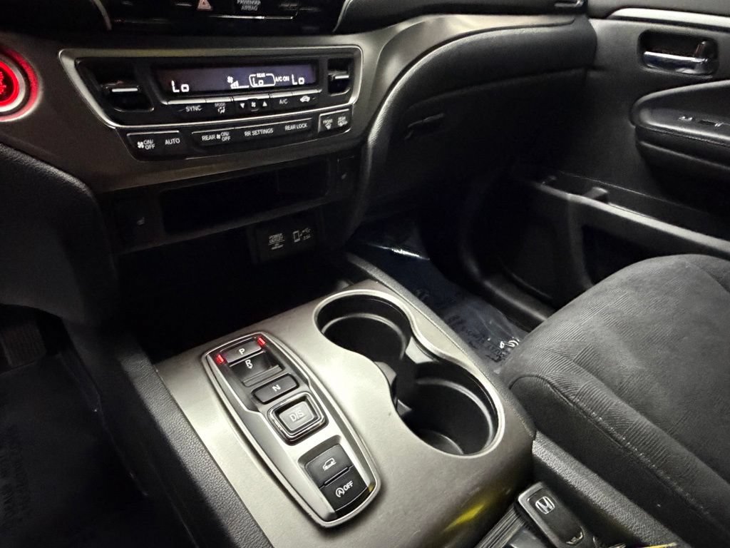 Used 2022 Honda Pilot Sport image 26