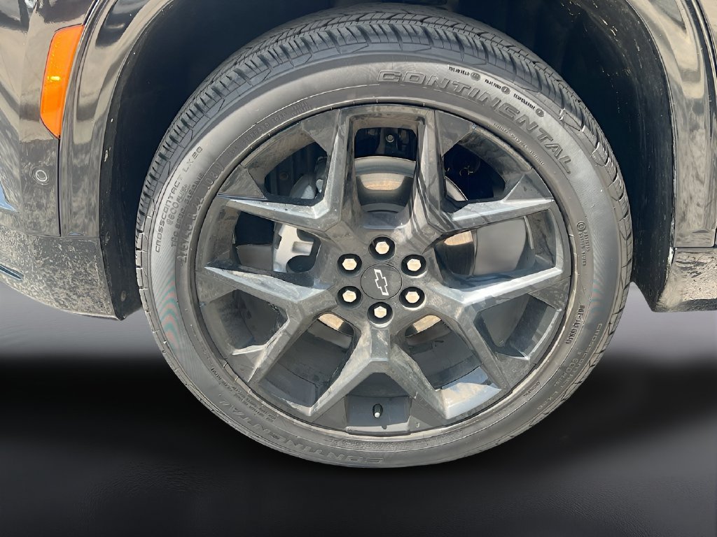 Used 2024 Chevrolet Traverse RS w/ LPO, Floor Liner Package FWD image 34