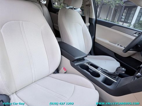 Used 2015 Hyundai Sonata SE FWD image 9