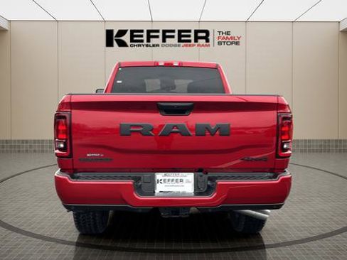 New 2026 RAM 2500 Big Horn AWD/4WD image 4