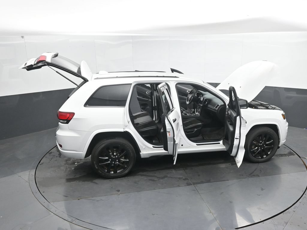 Used 2021 Jeep Grand Cherokee Laredo X AWD/4WD image 52