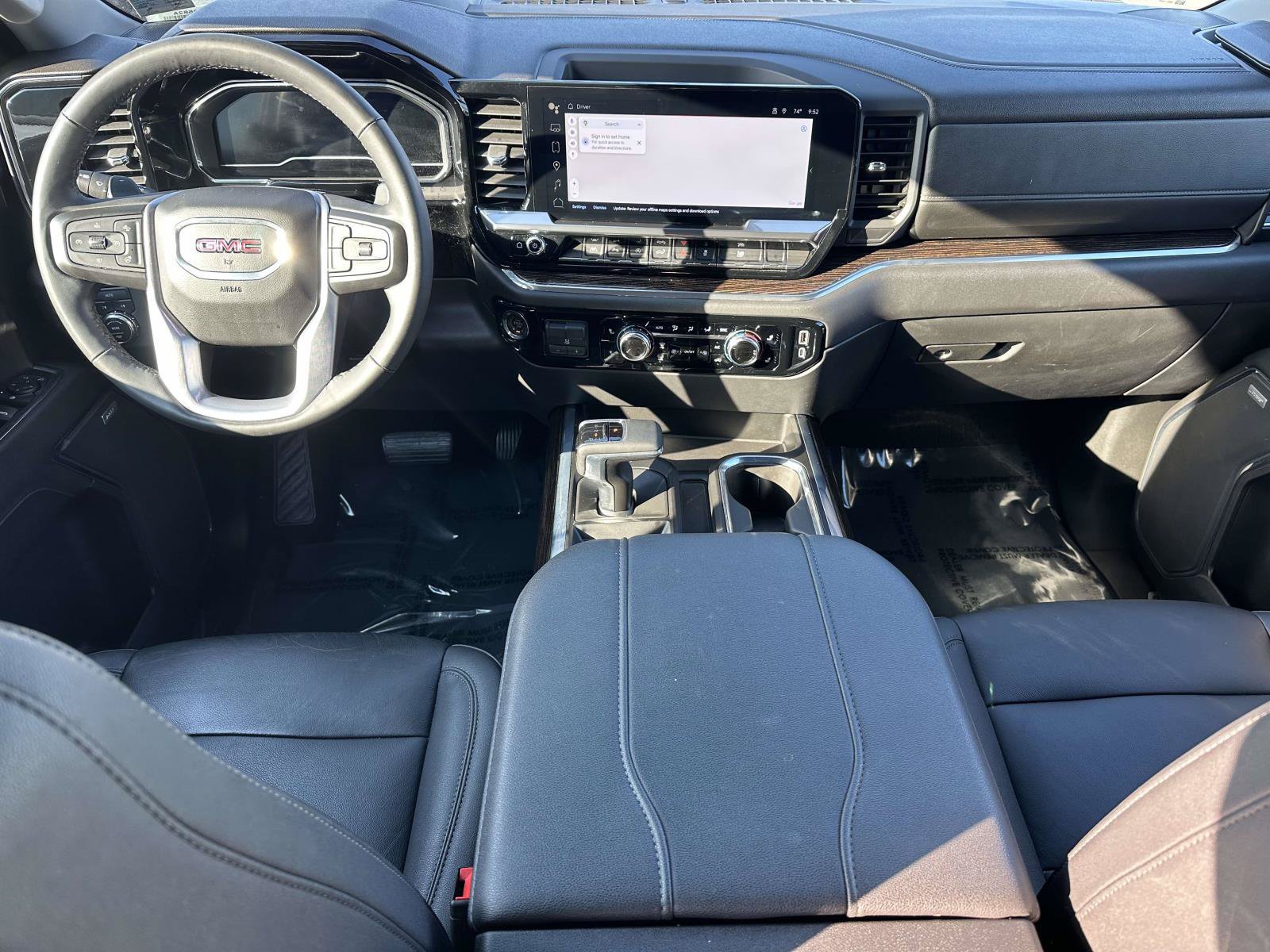 Used 2024 GMC Sierra 1500 Elevation w/ Elevation Premium Package AWD/4WD image 9