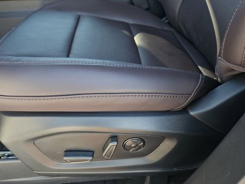 New 2026 Ford Explorer Platinum image 23