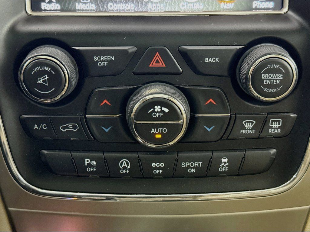 Used 2017 Jeep Grand Cherokee Limited w/ Luxury Group II RWD image 17