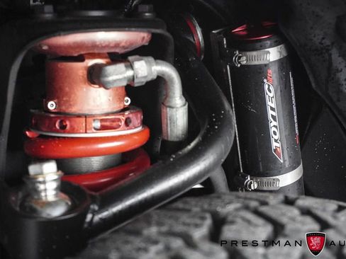 Used 2013 Toyota FJ Cruiser 4WD w/ Upgrade Pkg image 5