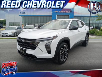 Certified 2025 Chevrolet Trax RS w/ Driver Confidence Package
