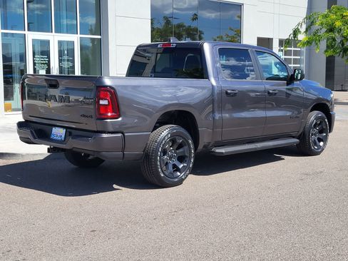 New 2026 RAM 1500 Express AWD/4WD image 4