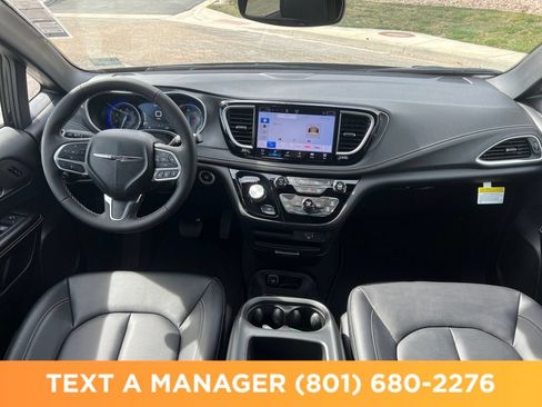 New 2026 Chrysler Pacifica Select FWD image 12