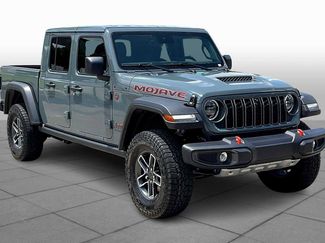 New 2025 Jeep Gladiator Mojave w/ Safety Group video 2
