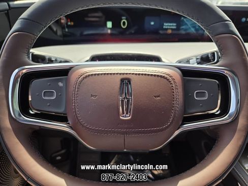 New 2026 Lincoln Nautilus Black Label w/ Jet Appearance Package AWD/4WD image 18